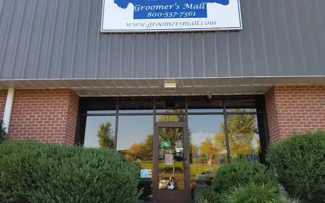 Groomer's Mall in Midlothian, VA