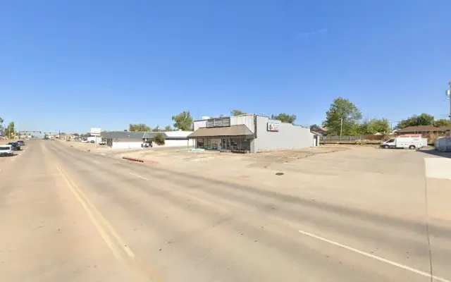 Four Paws Pet Salon & Pet Store in Shawnee, OK