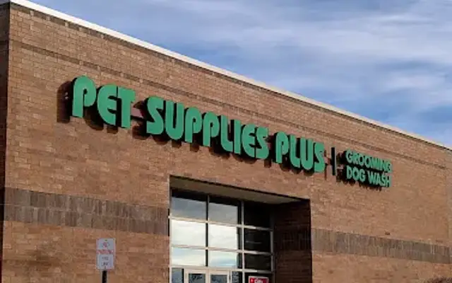 Pet Supplies Plus Mundelein in Mundelein, IL