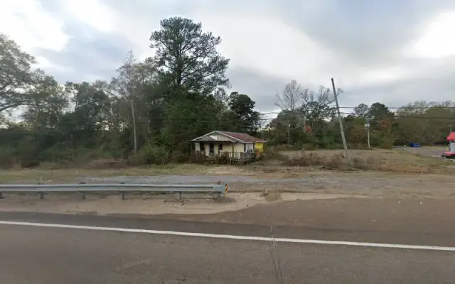 Doggie Doo's in Seminary, MS
