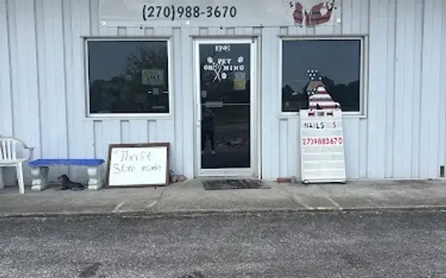 Cathy’s Canine Cuts in Salem, KY
