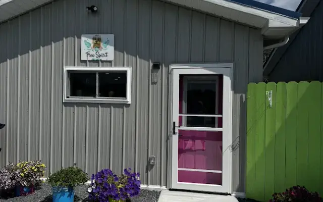 Free Spirit Pet Spaw in Champlain, NY