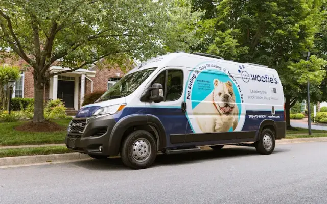 Woofie’s® of Ashburn-Leesburg in Ashburn, VA