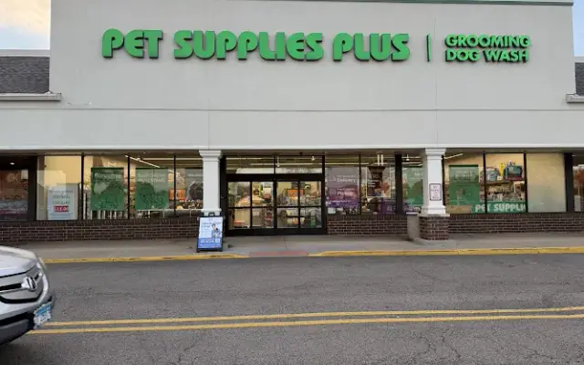 Pet Supplies Plus Wauconda in Wauconda, IL