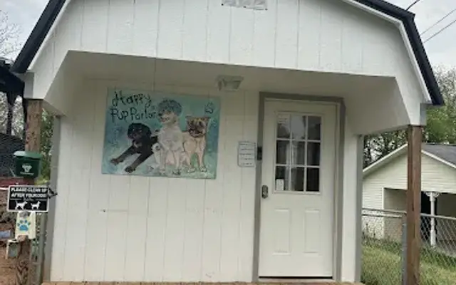 Jacqueline's Happy Pup Parlor in Sweetwater, TN