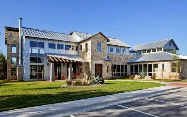 Zoot Pet Hospital and Luxury Boarding in Georgetown, TX