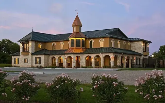 Rose-Rich Veterinary Clinic in Richmond, TX