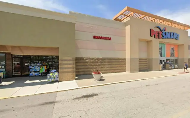 PetSmart Grooming in Countryside, IL