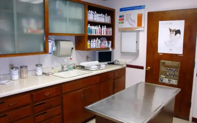 VCA Mission Animal Hospital in Alhambra, CA