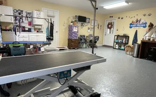 Furry Friends Pet Spa in Brooklet, GA