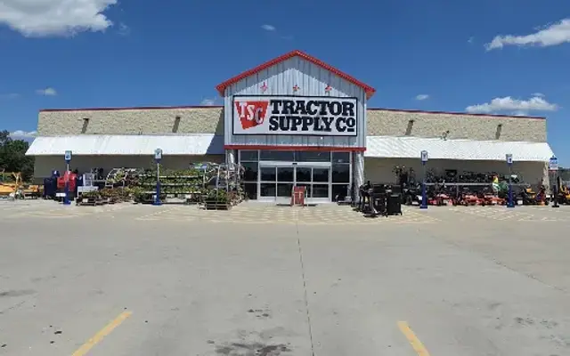 Tractor Supply Co. in Beardstown, IL