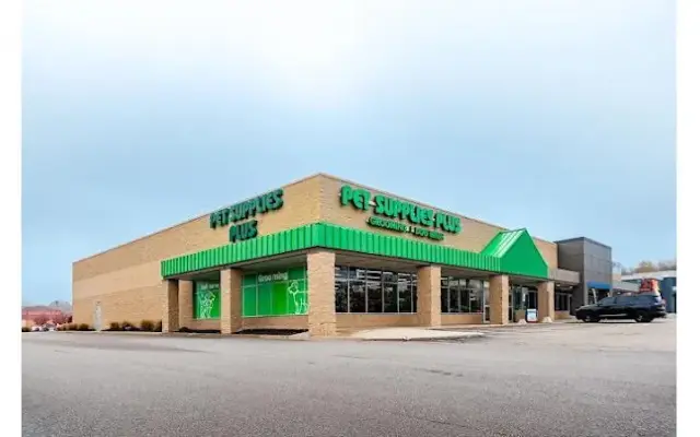 Pet Supplies Plus Grandville Grooming in Grandville, MI