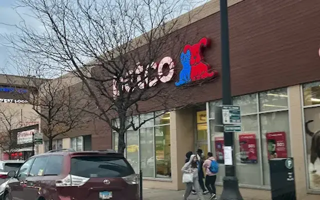 Petco in Chicago, IL