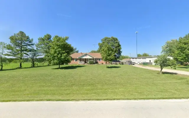 Wee-Bark Kennel in Sedalia, MO