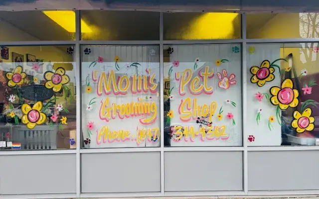 Mom's Pet Grooming Shop in Franklin Park, IL