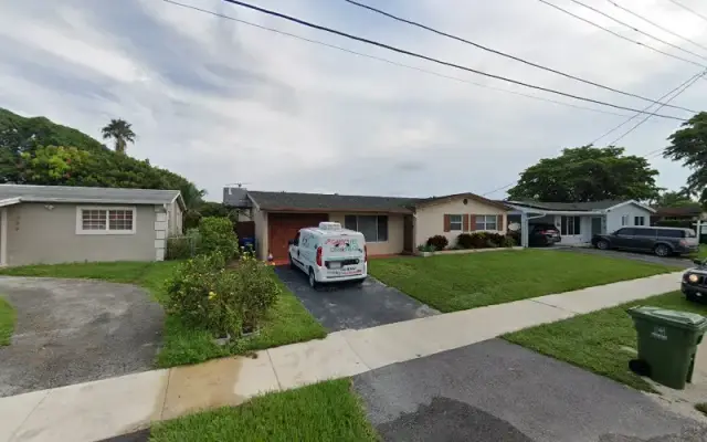 gaby's pet dental in Hallandale Beach, FL