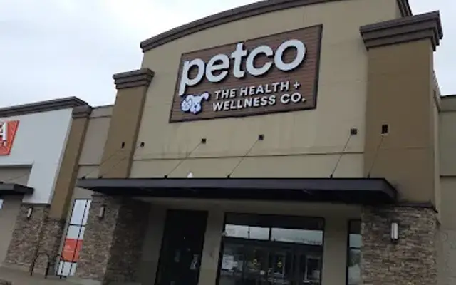 Petco in Salem, OR