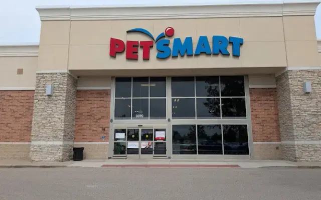PetSmart in McHenry, IL