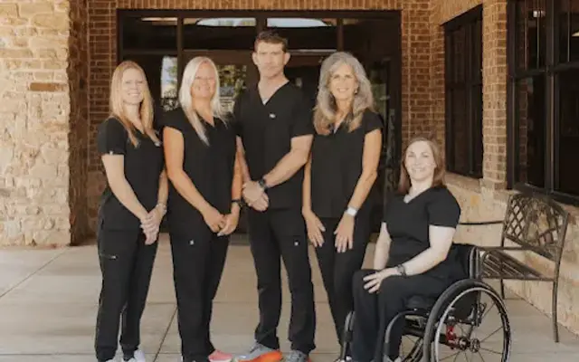 Memorial Road Pet Hospital in Edmond, OK