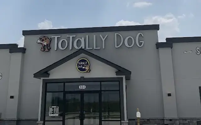 Totally Dog Bates City in Bates City, MO