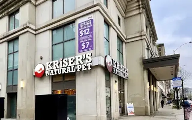 Kriser's Natural Pet in Chicago, IL