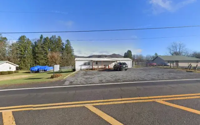 Porshia's Pet Palace in Craigsville, WV