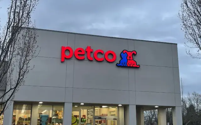 Petco in Mount Vernon, WA