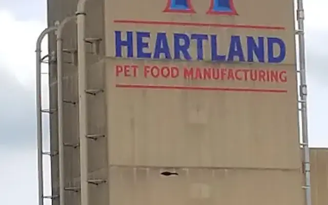 Heartland Pet Food Manufacturing in Joplin, MO