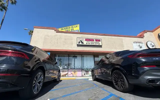 Amazing Tails Pet Grooming in Reseda, CA