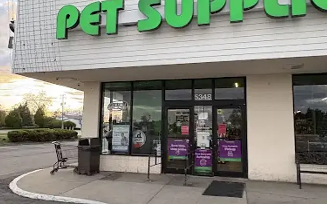 Pet Supplies Plus Waterford in Waterford Township, MI
