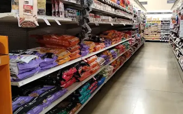 PetSmart Grooming in Geneva, IL