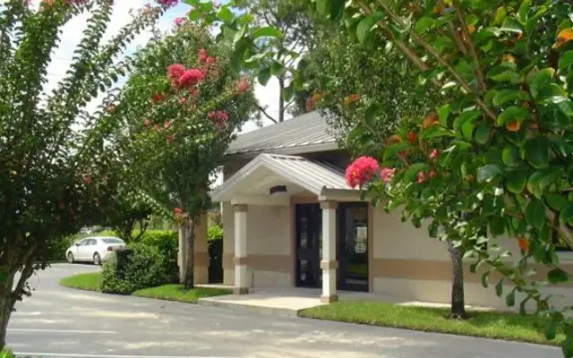 Coastal Veterinary Hospital & Pet Resort in Jacksonville, FL