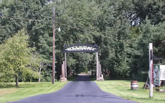 Fort Hyde Kennels Inc. in Gasport, NY