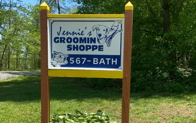 Jennies Groomin Shoppe in Newport, PA