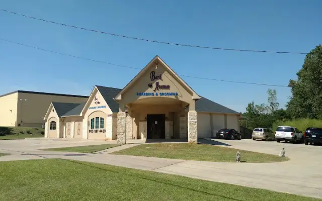 Bark Avenue Boarding & Grooming in Tyler, TX