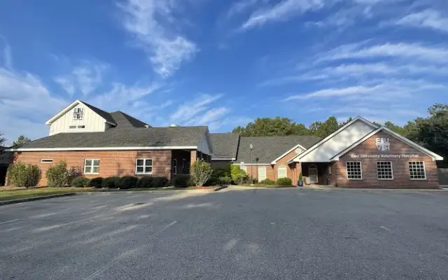 East University Veterinary Hospital in Auburn, AL