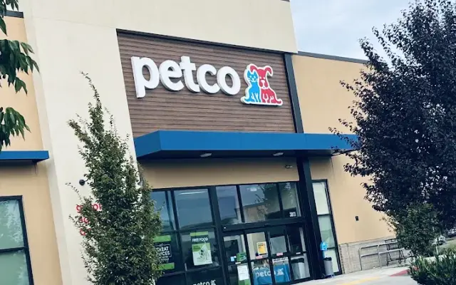 Petco in Salem, OR