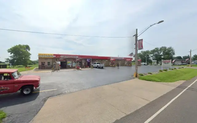 WooFy's Dog Wash in Waterloo, IL