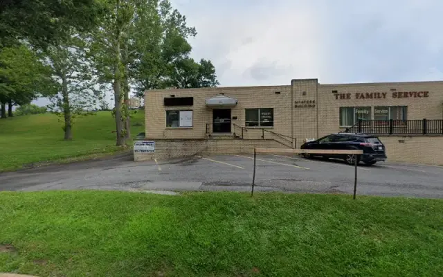 Happy Tails Pet Grooming in Fairmont, WV