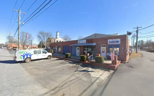 Perribrook Doggie Salon in Columbus, NC
