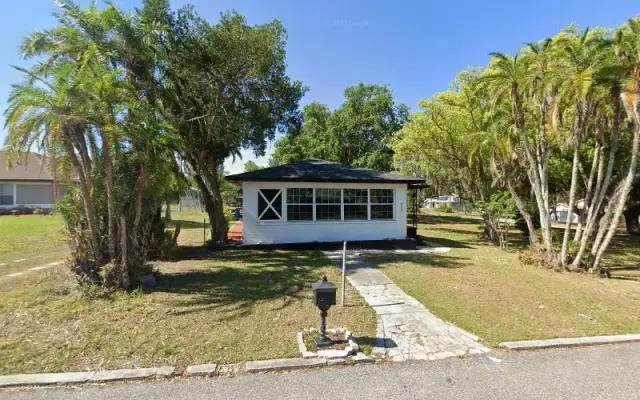 A Basic Pet Grooming in Groveland, FL