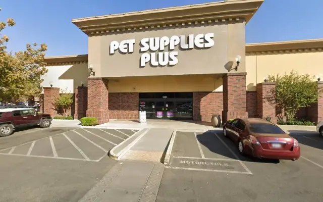 Pet Supplies Plus Woodland Grooming in Woodland, CA