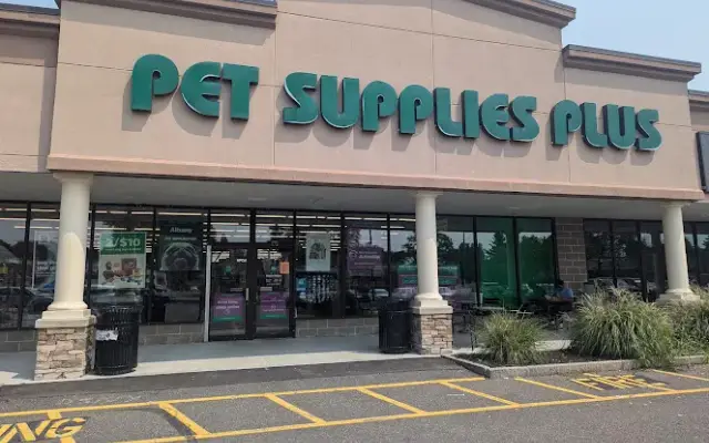 Pet Supplies Plus Albany in Albany, NY