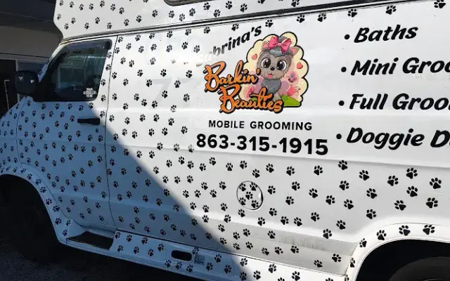 Barkin' Beauties, LLC in Dundee, FL