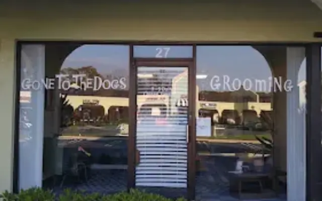 Terry's Gone to the Dogs in Jupiter, FL