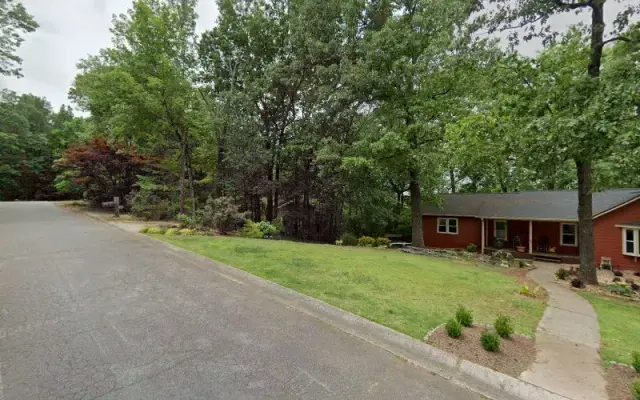 Red House Dog Grooming in Marietta, GA