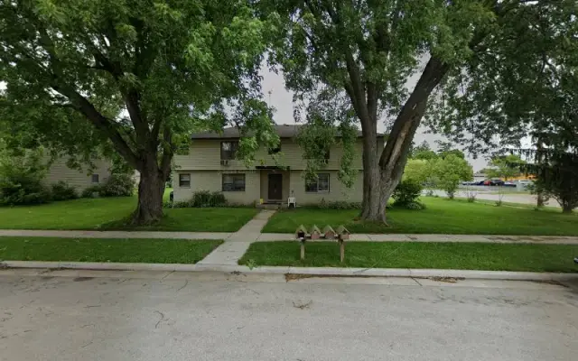 Hound & Home in Hartford, WI