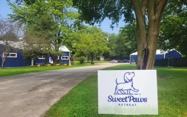 Sweet Paws Retreat in Yorkville, IL