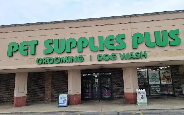 Pet Supplies Plus Talmadge Grooming in Toledo, OH