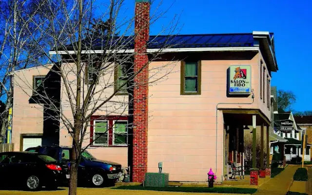 Salon Fido LLC in Cross Plains, WI
